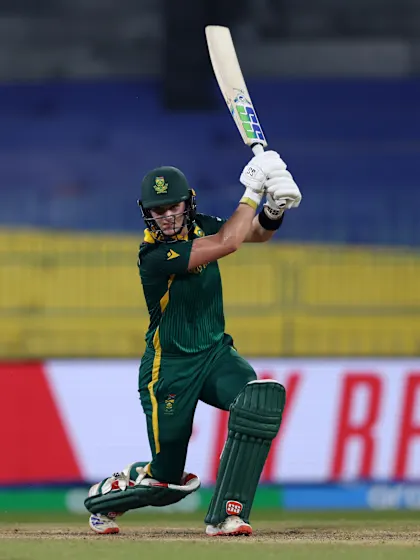 Wolvaardt hits a vintage cover drive | Rexona POTD | CWC25