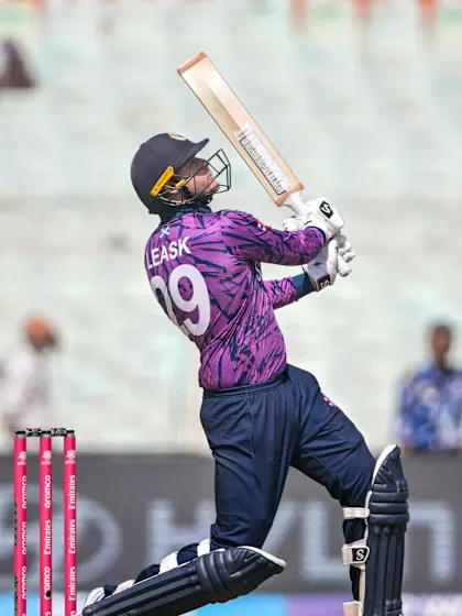 Leask's aggressive cameo at the end | T20 WC 2026