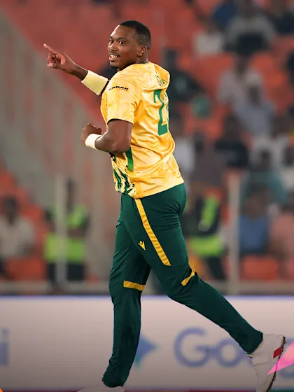 Pacers cause early dent in Canada's chase | Powerplay Highlights | T20WC 2026