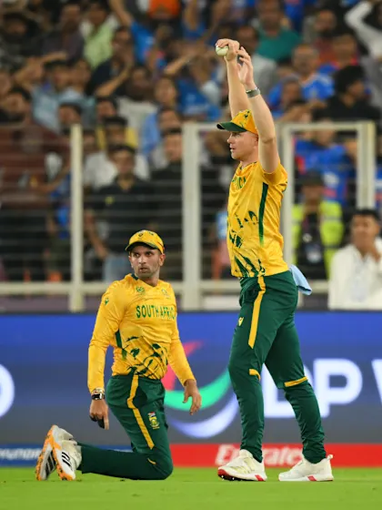 Bosch clings on after clash | T20WC 2026