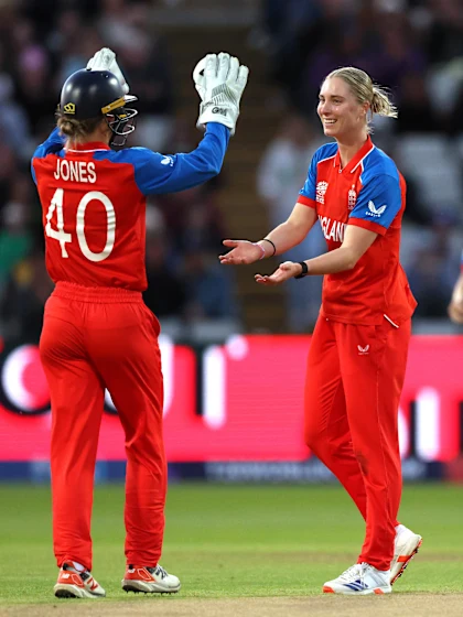 Kemp leaves the batters stunned | Women's T20WC 2026