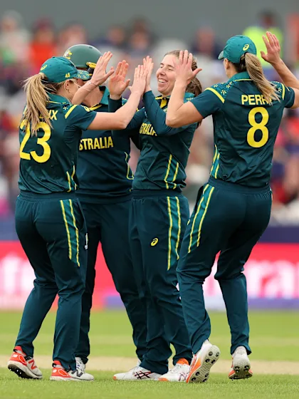 Wareham gets the best of De Klerk | Women's T20WC 2026