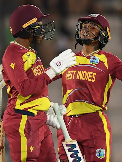 CAMPBELLE HEROICS GUIDE THE WEST INDIES PAST NEW ZEALAND