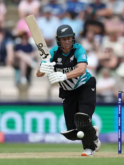 Devine knocks one out of the ground | Women's T20WC 2026