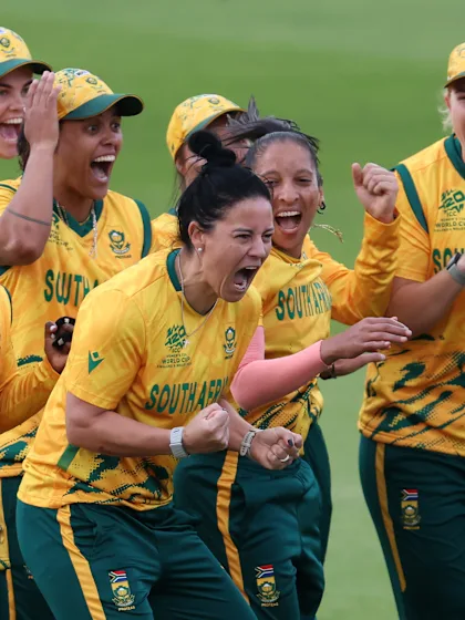 Kapp's double rocks Pakistan early | Women's T20WC 2026