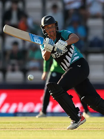 Bates turns to the reverse hit | Women's T20WC 2026