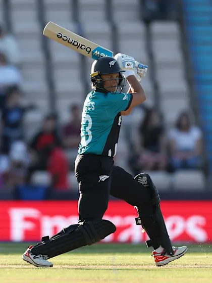 Bates with a mighty pull | Women's T20WC 2026