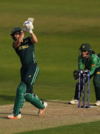 Perry unleashes a maximum | Women's T20WC 2026
