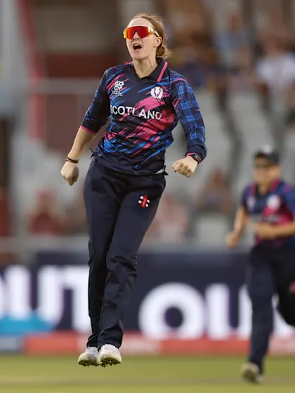 Gordon breaks a building stand | Women's T20WC 2026