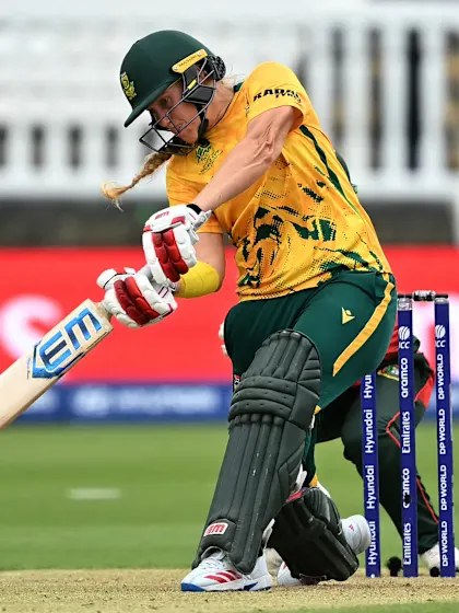 Dercksen goes up and beyond | Women's T20WC 2026