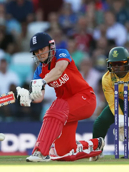 Knight sweeps it beautifully | Women's T20WC 2026
