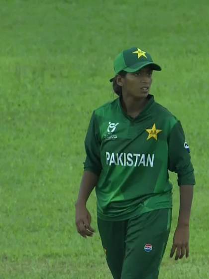 D Perrin with a Batting vs Pakistan Women Under-19