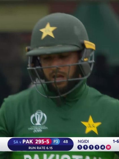 CWC19: Pak v SA - Imad Wasim is well caught by Duminy in the deep