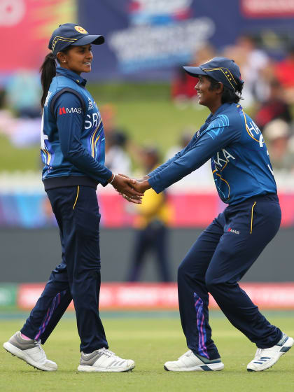 WT20WC: SL v Ban - Shashikala Siriwardena's final ball in international cricket