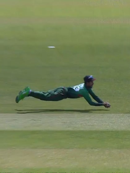 CWC19: ENG v BAN - Mehidy Hasan's diving catch