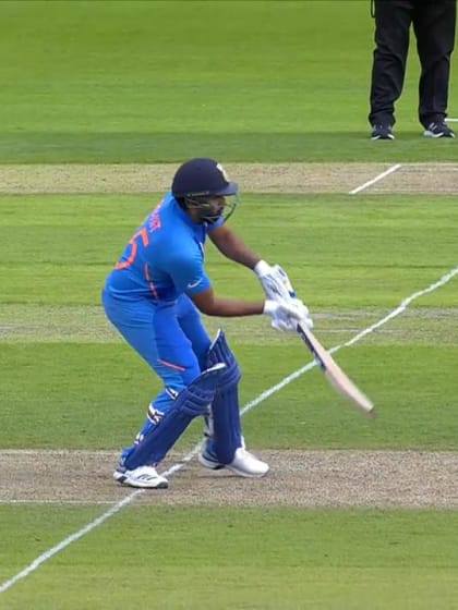 CWC19: IND v PAK - Rohit is caught at short fine leg for 140