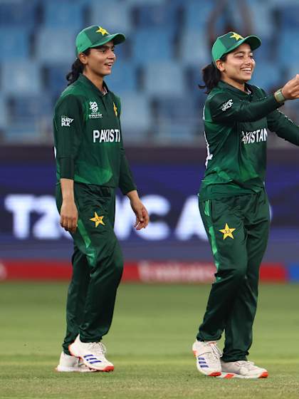 Back-to-back wickets boost Pakistan towards the end | WT20WC 2024