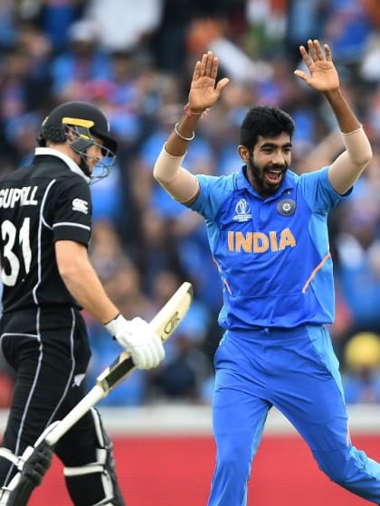CWC19 SF: IND v NZ – Guptill is caught by Kohli at second slip for 1