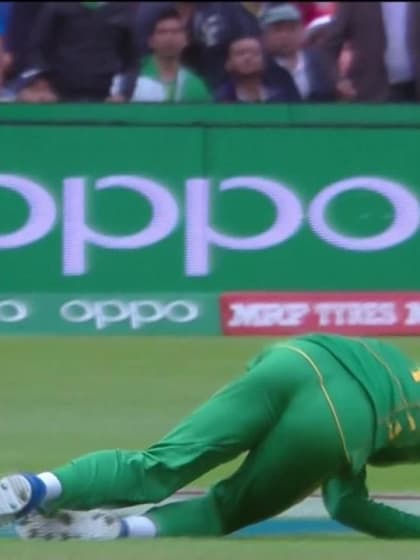 DROPPED: Virat Kohli survives as Fahim Ashraf misjudges the catch