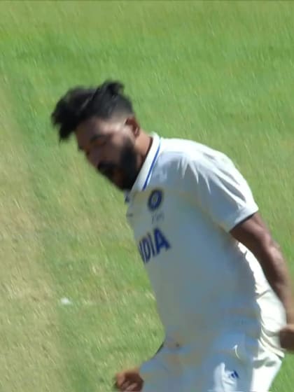 Nathan Lyon - Wicket - Australia vs India
