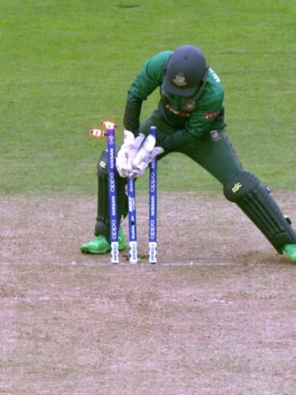 CWC19: BAN v NZ - Williamson survives run out chance