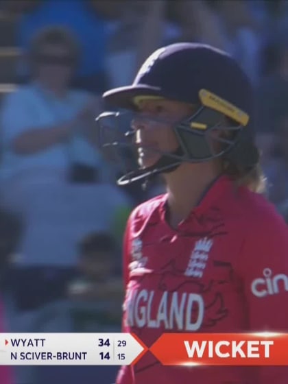 Danielle Wyatt - Wicket - England vs South Africa