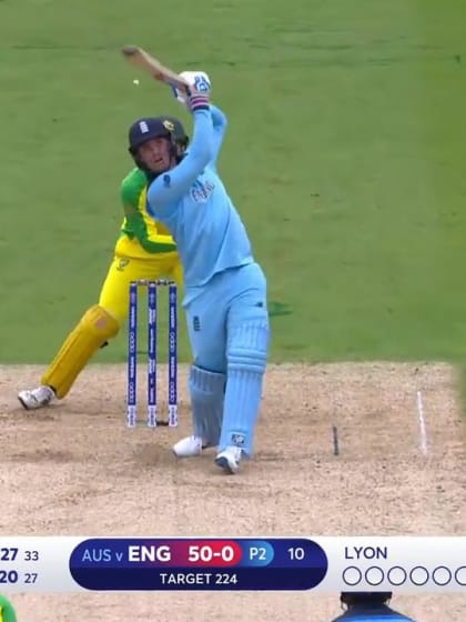 CWC19 SF: AUS v ENG - Roy smokes Lyon down the ground