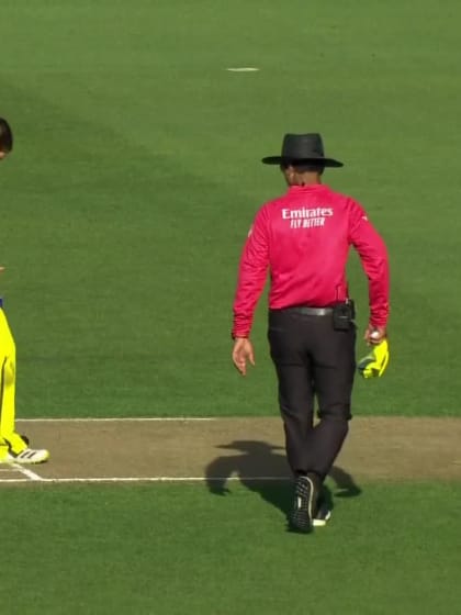 Wicket - Pooja Vastrakar - India v Australia