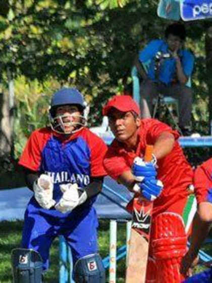 Thailand bowl Iran over