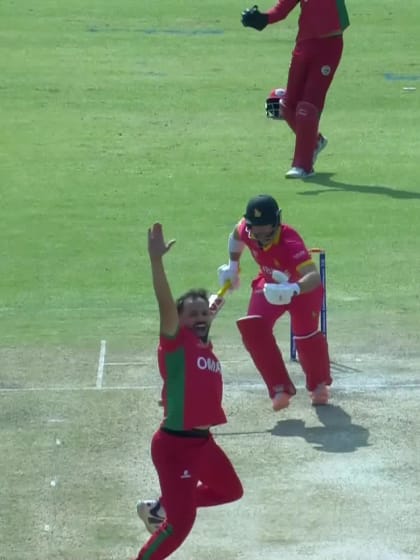 - Wicket - Zimbabwe vs Oman