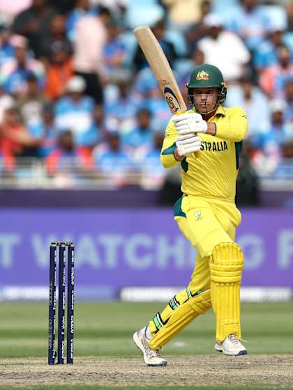 Alex Carey fights back for Australia | IND v AUS | Champions Trophy 2025