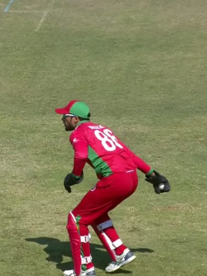 Karthik Meiyappan - Wicket - Oman vs UAE