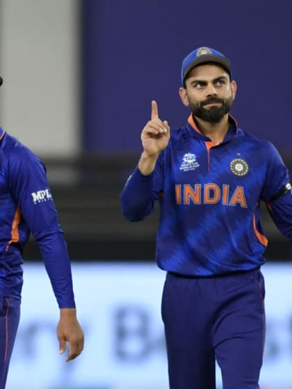 Ravindra Jadeja pings Stephan Baard plumb in front