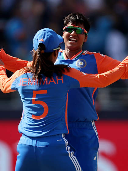 Wicket follows a boundary as Sidra plays on to Deepti | WT20WC 2024