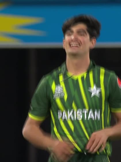 Wicket - Phil Salt - England v Pakistan ICC T20WC 2022