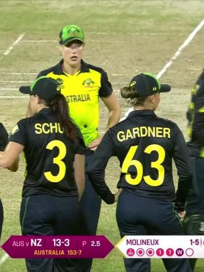 AUS v NZ: Satterthwaite is given out lbw to Molineux