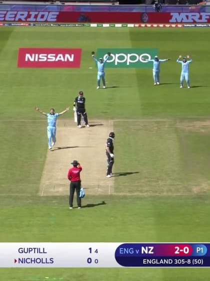 CWC19: ENG v NZ - Woakes strikes early to remove Nicholls