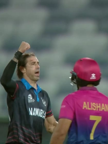 Wicket - Alishan Sharafu - Namibia v United-Arab-Emirates ICC T20WC 2022