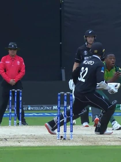 CWC19: NZ v SA - Rabada gets Munro caught and bowled