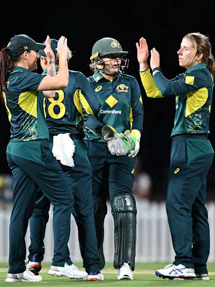 Australia head into T20 World Cup with dominant series win