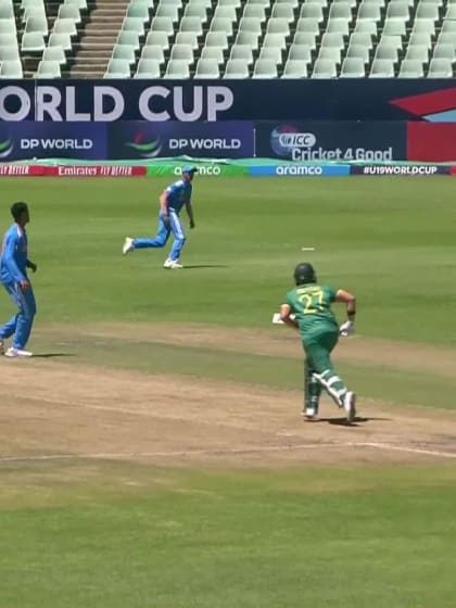 Lhuan-Dre Pretorius with a Four vs. India