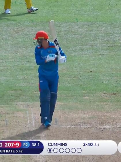 CWC19: AFG v AUS - Mujeeb cleaned up by Cummins