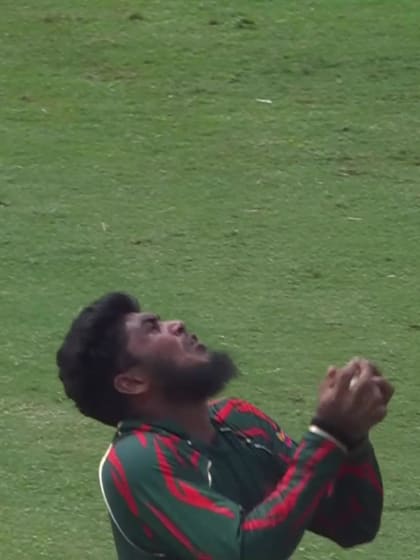 Logan Beek - Wicket - Bangladesh vs Netherlands
