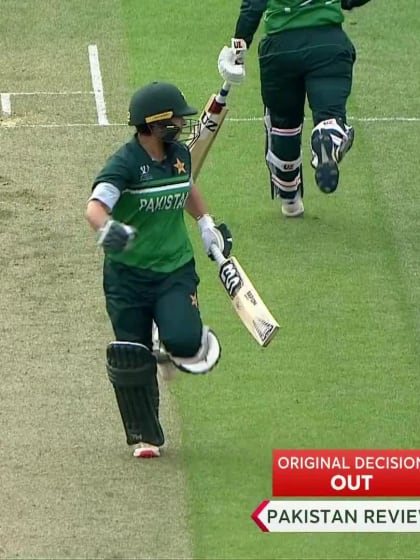 WICKET: Dar trapped in front