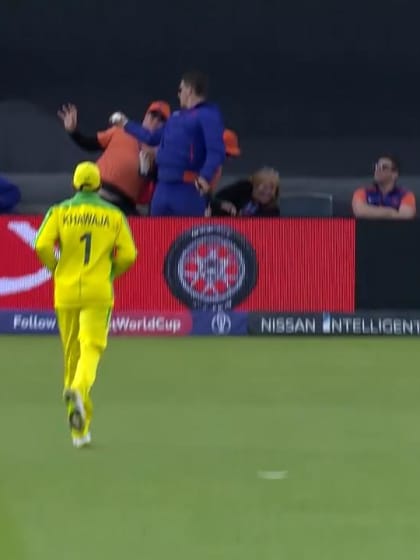 CWC19: AUS v BAN - Crowd catch from Mushfiqur straight six