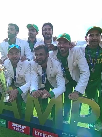 Pakistan stuns India to win Champions trophy 2017