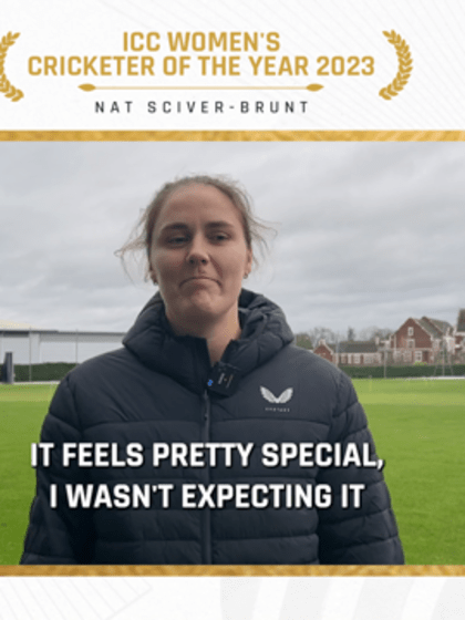 Nat Sciver-Brunt accepts Rachael Heyhoe Flint Award