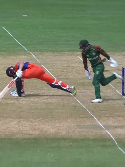 Bas Leede - Wicket - Bangladesh vs Netherlands