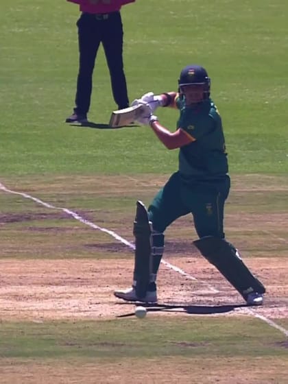 Lhuan-Dre Pretorius with a Four vs. India