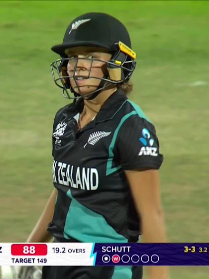 Eden Carson - Wicket - Australia vs New Zealand